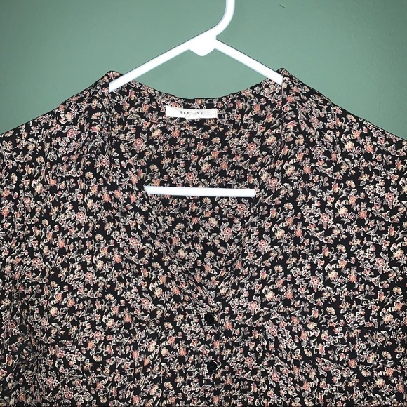 Pleione Floral Print Blouse - Picture 2 of 10